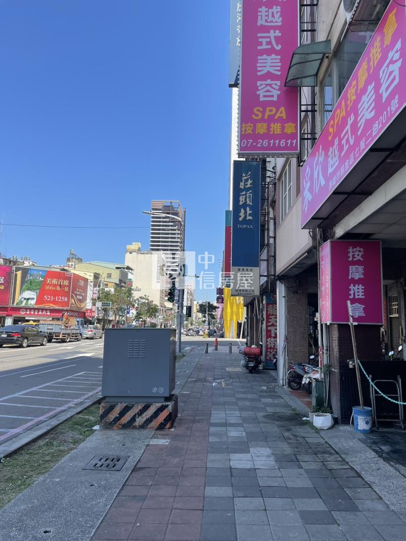 七賢二路超值金店面房屋室內格局與周邊環境