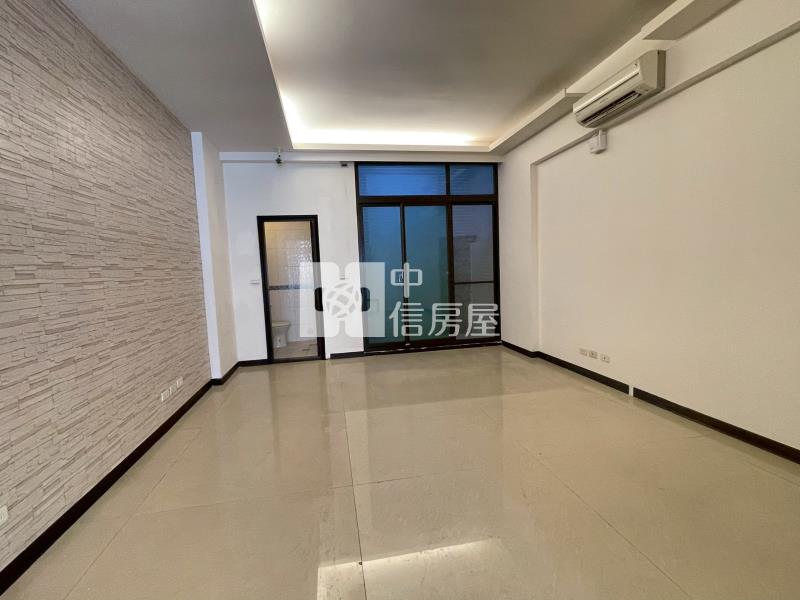 奶奶快回家正夏林鑫鑽透店房屋室內格局與周邊環境