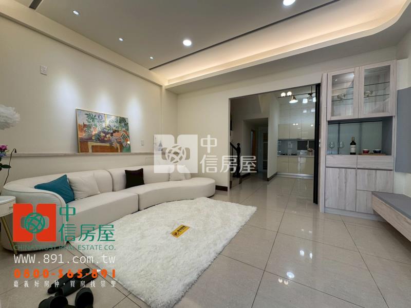 嘉義大學旁車庫別墅房屋室內格局與周邊環境