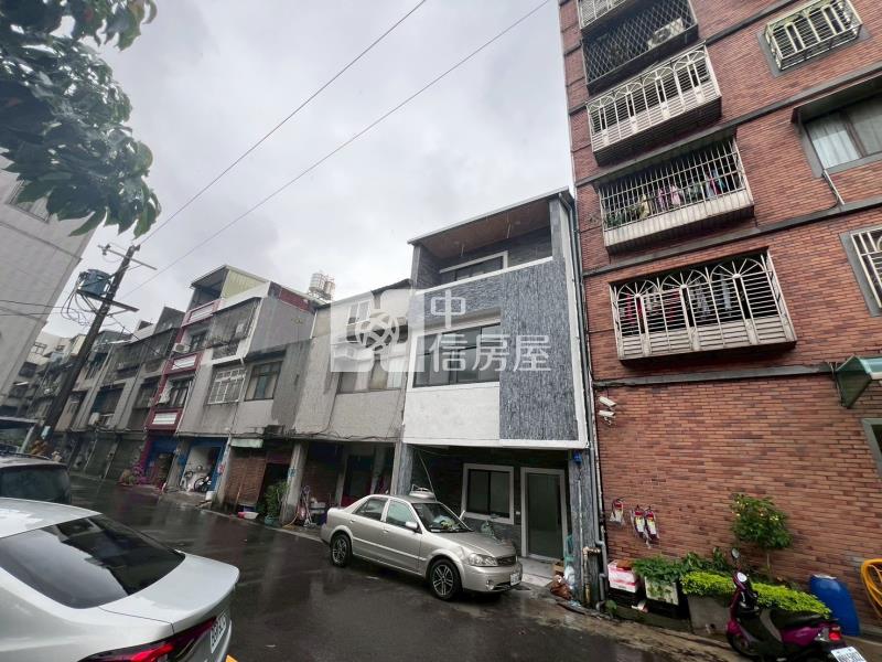 平鎮育達商職前院停車美透天房屋室內格局與周邊環境