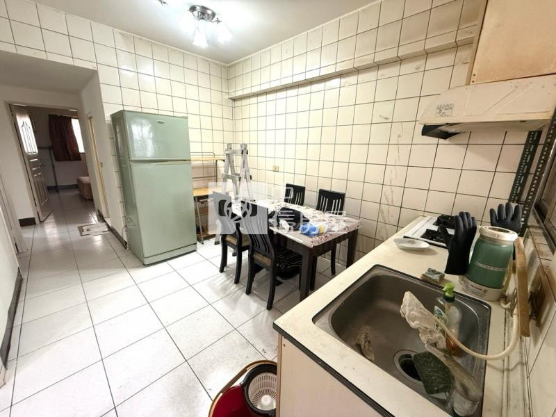 甜甜我的家整新電梯三房房屋室內格局與周邊環境