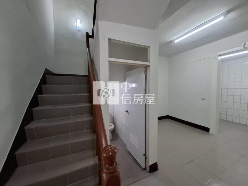 北斗鎮夜市旁低總價透天房屋室內格局與周邊環境