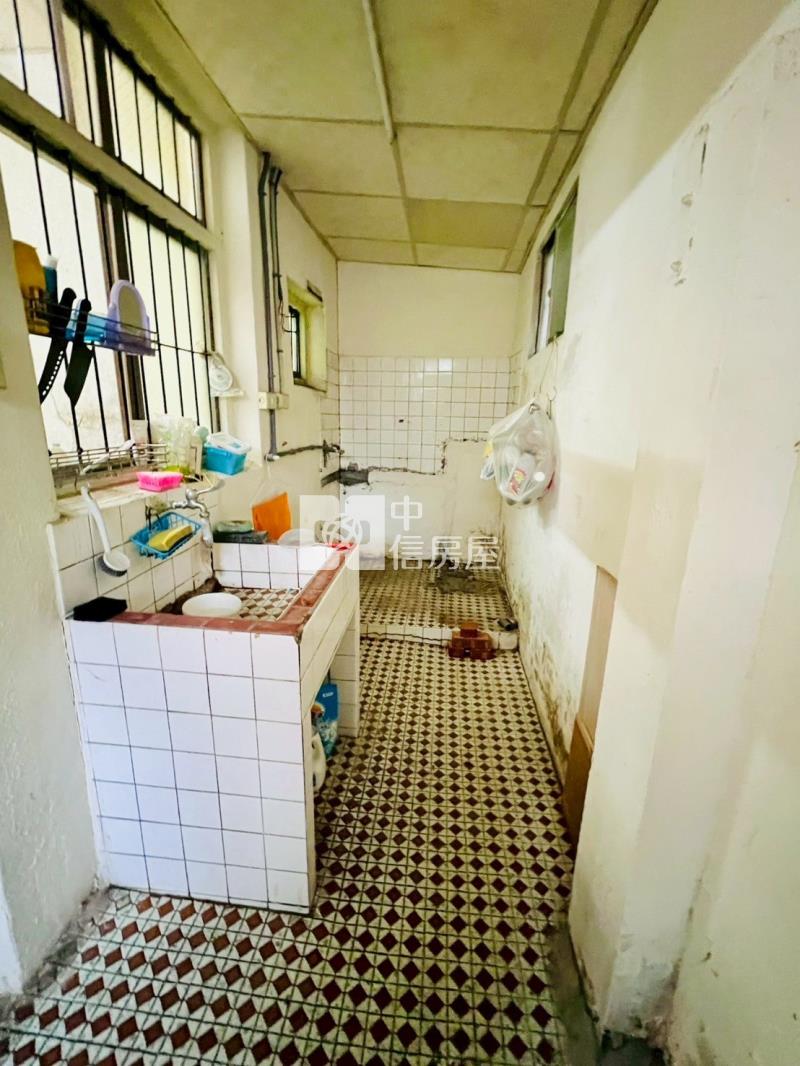 邊間低總價平房房屋室內格局與周邊環境