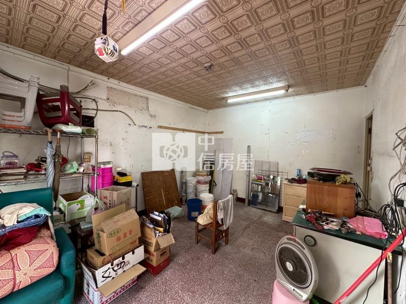 林森國小旁小資收租店面房屋室內格局與周邊環境