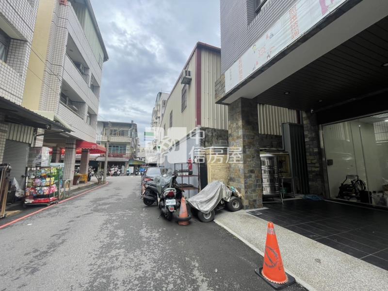 東區*黃金角間大店王*連鎖超商承租.穩定收入房屋室內格局與周邊環境