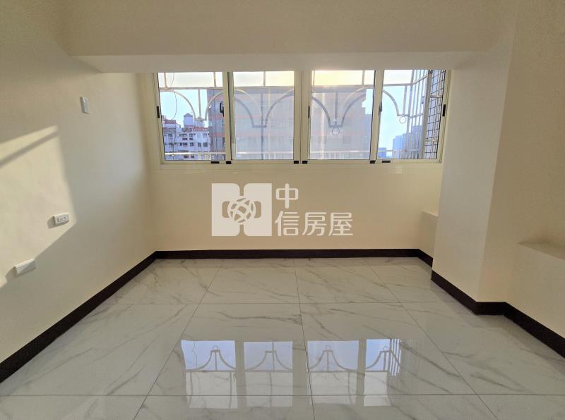 民俗公園住有名園4房平車房屋室內格局與周邊環境