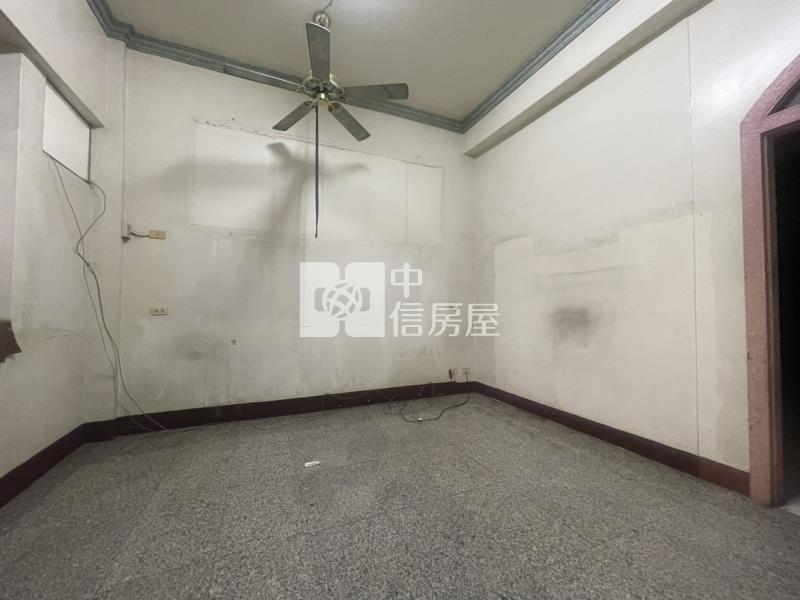 溪州㊣中山路雙車店面房屋室內格局與周邊環境