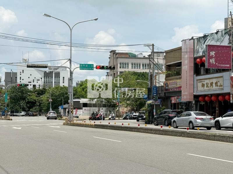 正松竹昌平路旁164坪朝南大面寬建地房屋室內格局與周邊環境