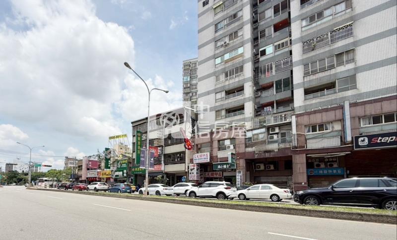 正松竹昌平路旁164坪朝南大面寬建地房屋室內格局與周邊環境