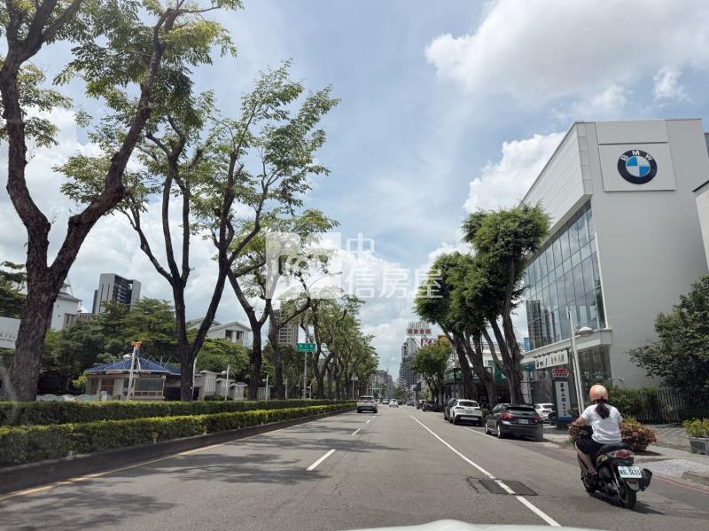 14期正崇德十路馬禮遜旁253坪建地房屋室內格局與周邊環境