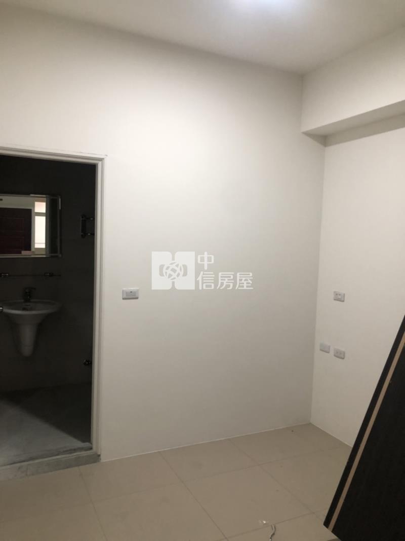 B1-98正氣商圈全新店住房屋室內格局與周邊環境