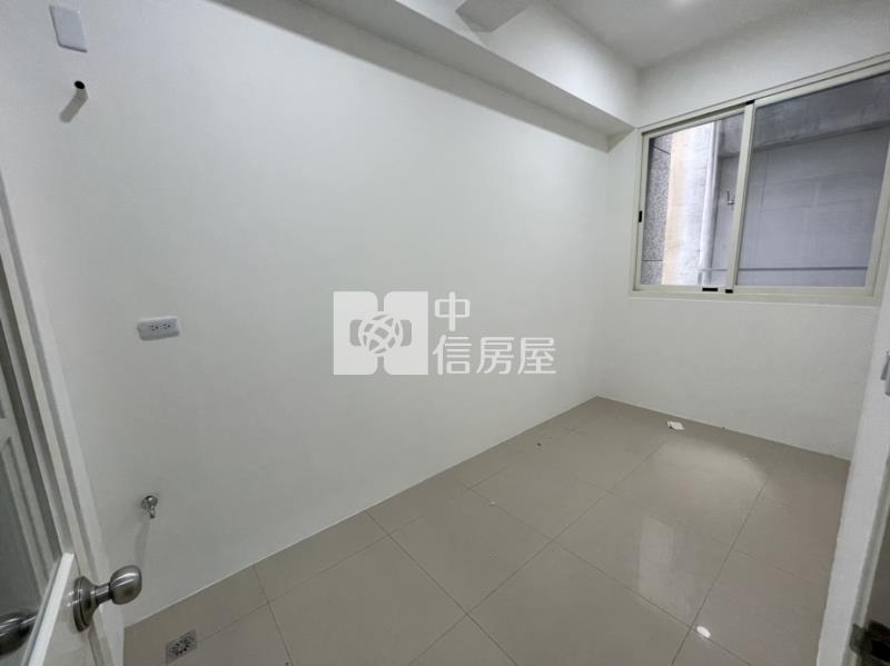B1-98正氣商圈全新店住房屋室內格局與周邊環境