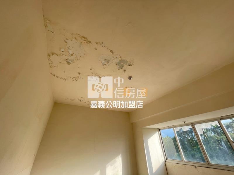 君臨天下(A) 近中埔市區透天店面房屋室內格局與周邊環境