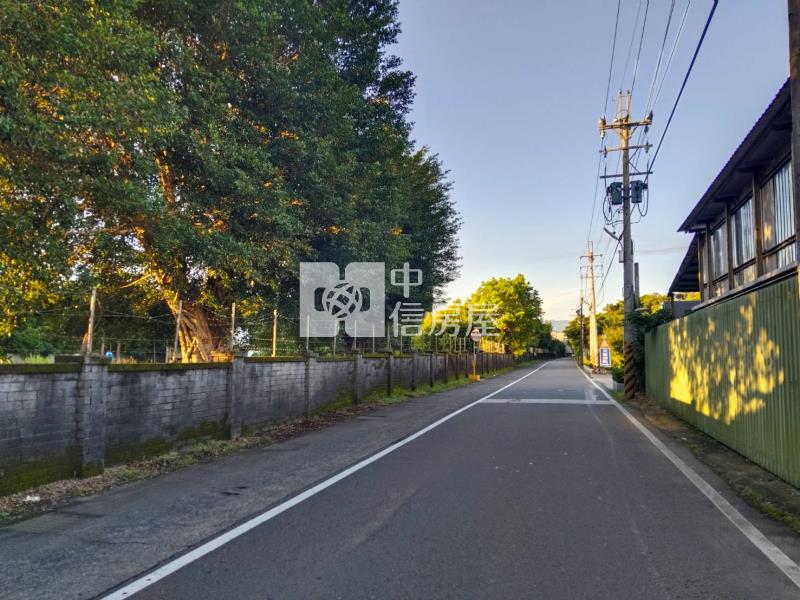 台北商業大學一般農房屋室內格局與周邊環境
