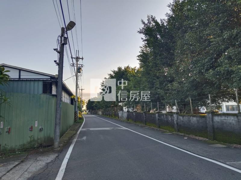 台北商業大學一般農房屋室內格局與周邊環境