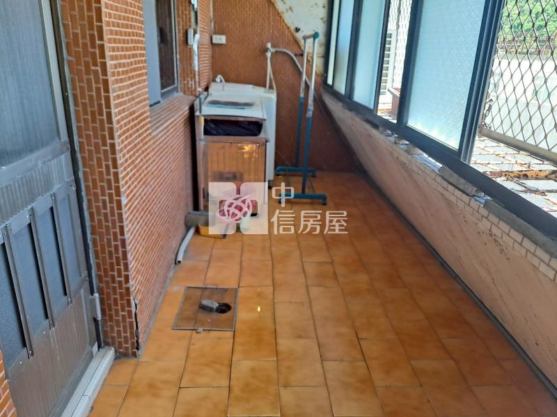 中山大學,駁二景觀2房低價華廈房屋室內格局與周邊環境