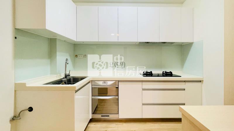 四城市區精裝美兩房車房屋室內格局與周邊環境