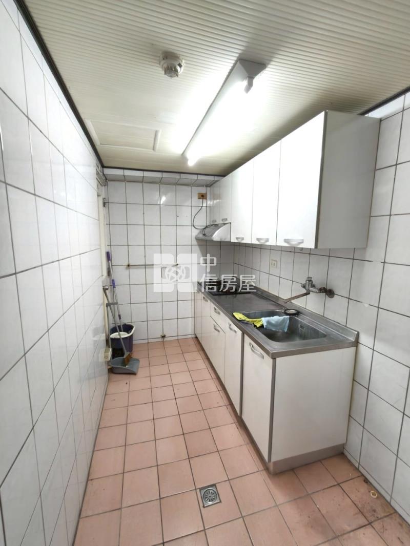 斗六國家大第三房房屋室內格局與周邊環境