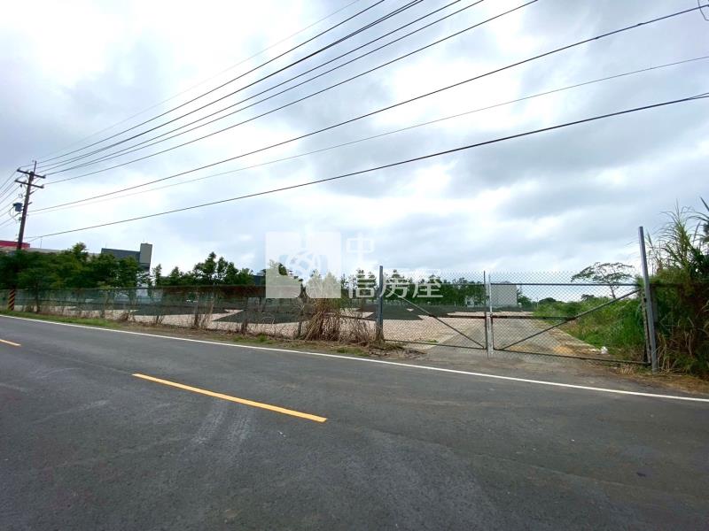 龍潭工業區旁泥橋段一般農交通用地房屋室內格局與周邊環境