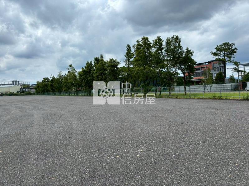 龍潭工業區旁泥橋段一般農交通用地房屋室內格局與周邊環境
