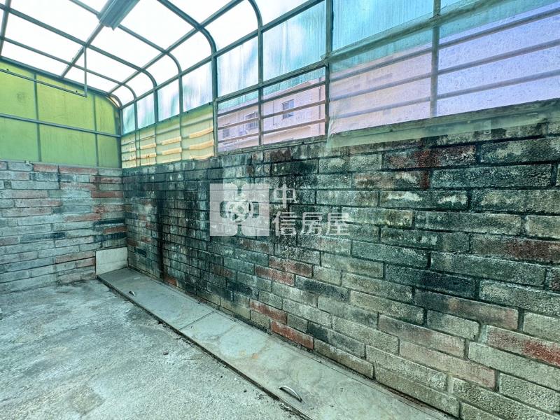 大雅上楓國小｜車庫美別墅房屋室內格局與周邊環境
