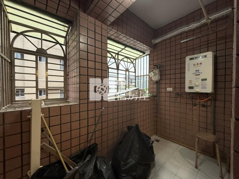 【奔馳】中平商圈美3房車房屋室內格局與周邊環境