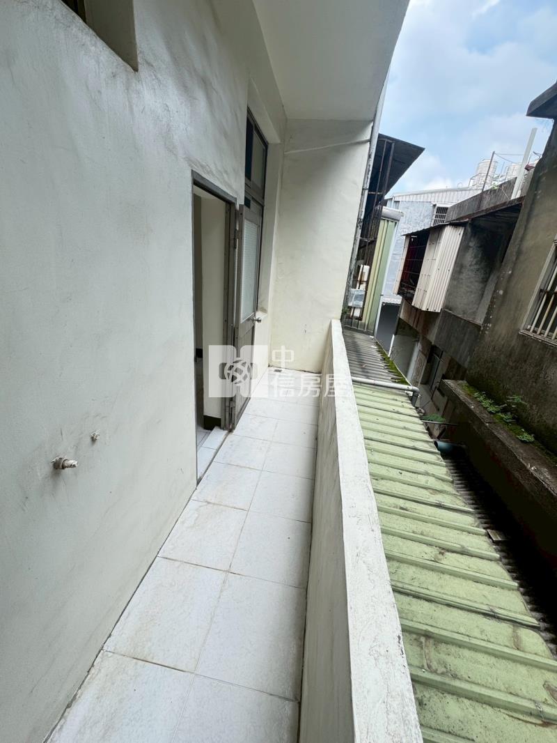 新江路透天房屋室內格局與周邊環境