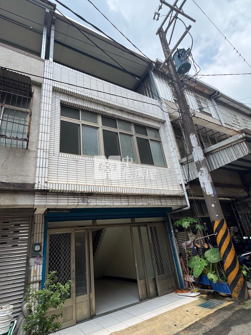 新江路透天房屋室內格局與周邊環境
