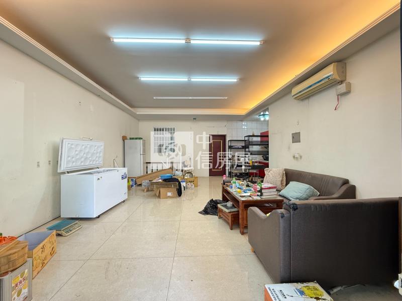 北區德化街大面寬樓店房屋室內格局與周邊環境