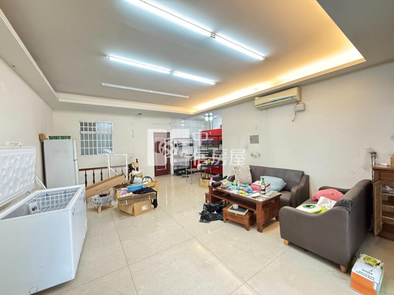 北區德化街大面寬樓店房屋室內格局與周邊環境