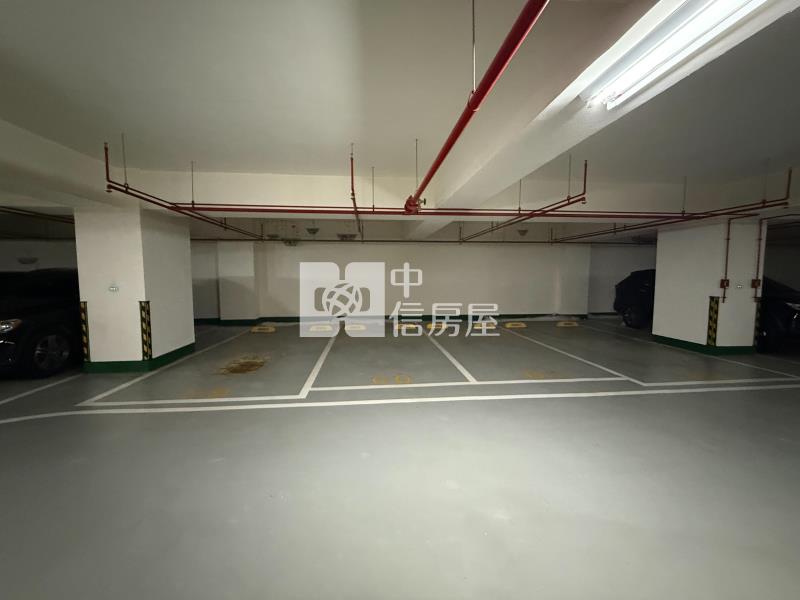中國醫裕國豐展大四房平車房屋室內格局與周邊環境