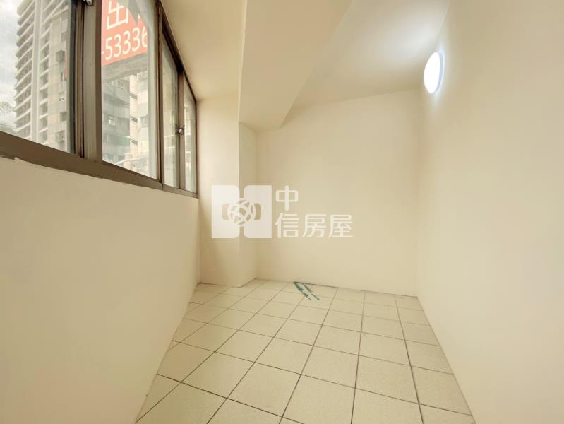 【儷族】親親戲院｜全新整理｜大4房平車房屋室內格局與周邊環境