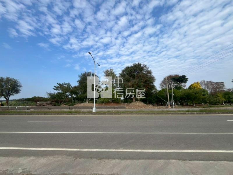 善化大面寬農舍房屋室內格局與周邊環境