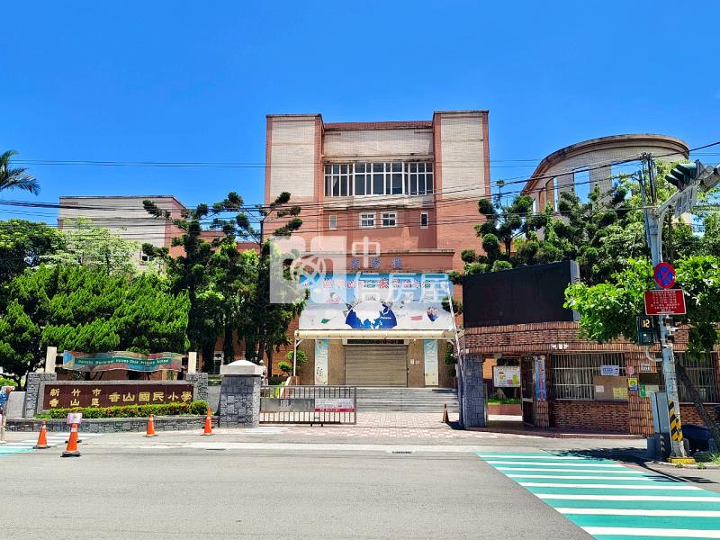 首購視野景觀大三房房屋室內格局與周邊環境