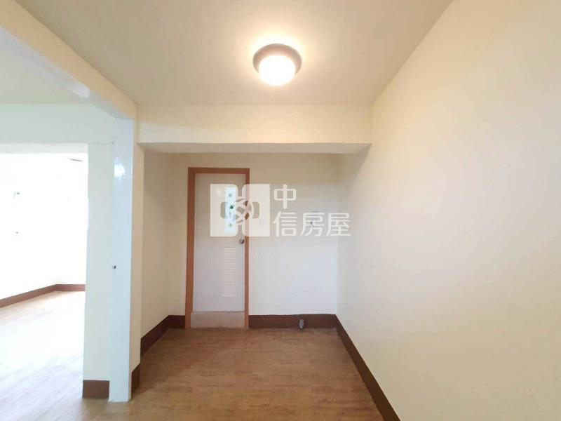 中正國中文教區透天房屋室內格局與周邊環境