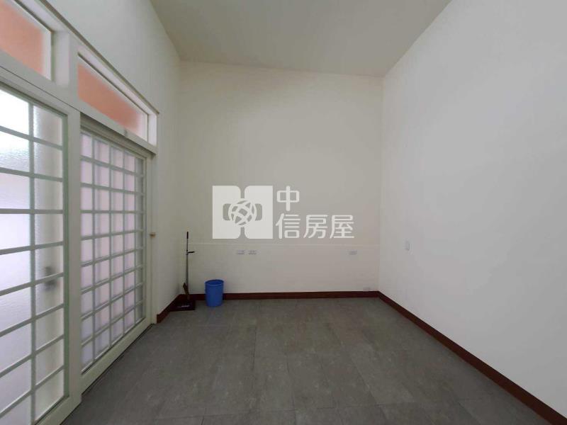 中正國中文教區透天房屋室內格局與周邊環境