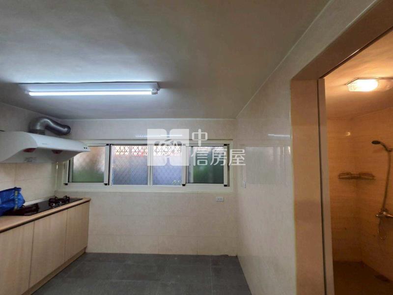 中正國中文教區透天房屋室內格局與周邊環境