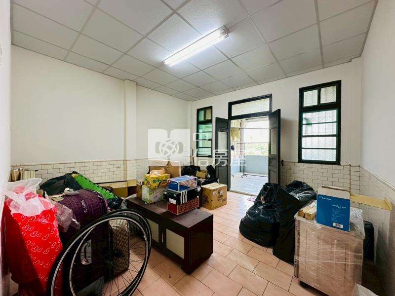 復興國小精美透天房屋室內格局與周邊環境