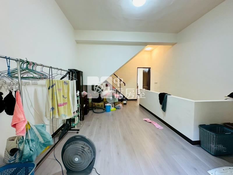復興國小精美透天房屋室內格局與周邊環境