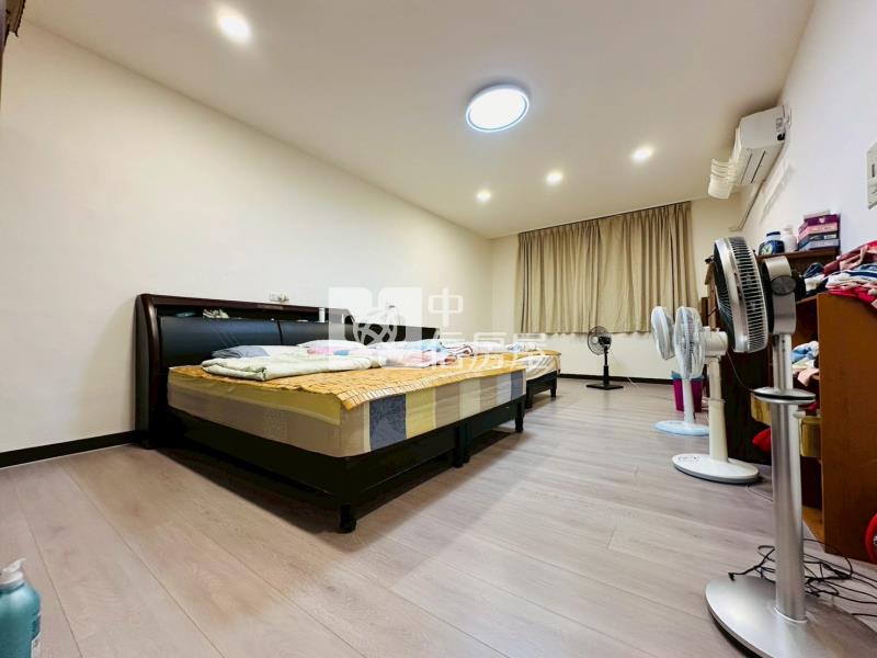 復興國小精美透天房屋室內格局與周邊環境