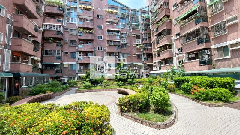 歸仁圓環輕奢精裝車寓(A)房屋室內格局與周邊環境