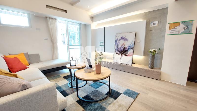 歸仁圓環輕奢精裝車寓(A)房屋室內格局與周邊環境