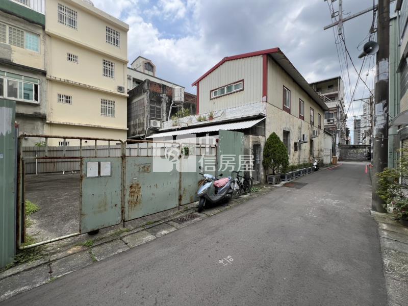 龍岡龍興國小旁方正建地房屋室內格局與周邊環境