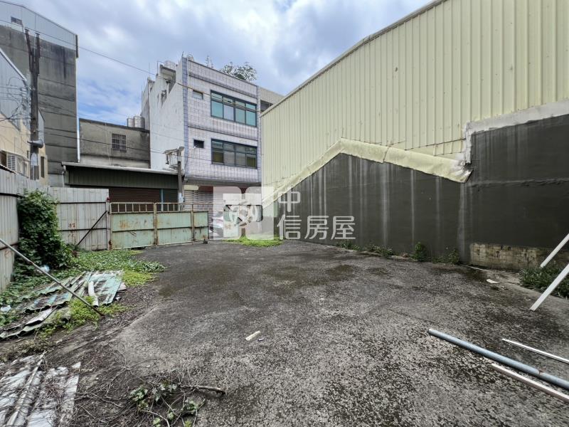龍岡龍興國小旁方正建地房屋室內格局與周邊環境