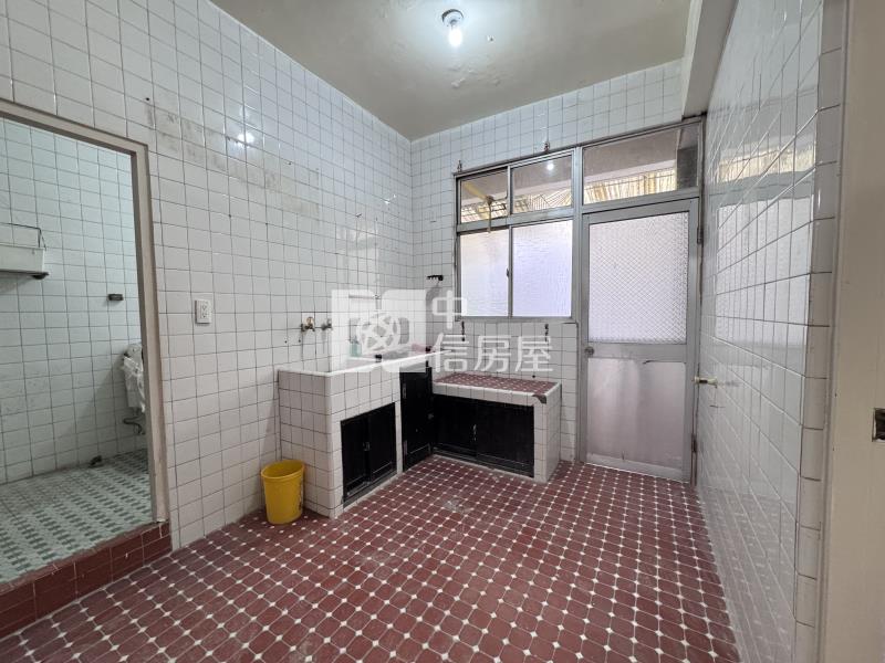 仁愛區劉銘傳路明星學區房屋室內格局與周邊環境
