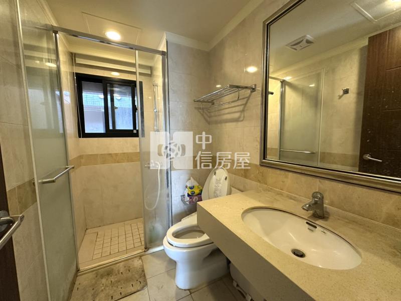 遠雄龍岡無敵景觀3+1房車房屋室內格局與周邊環境