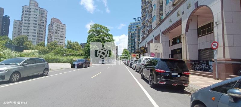 仁愛路黃金店面房屋室內格局與周邊環境