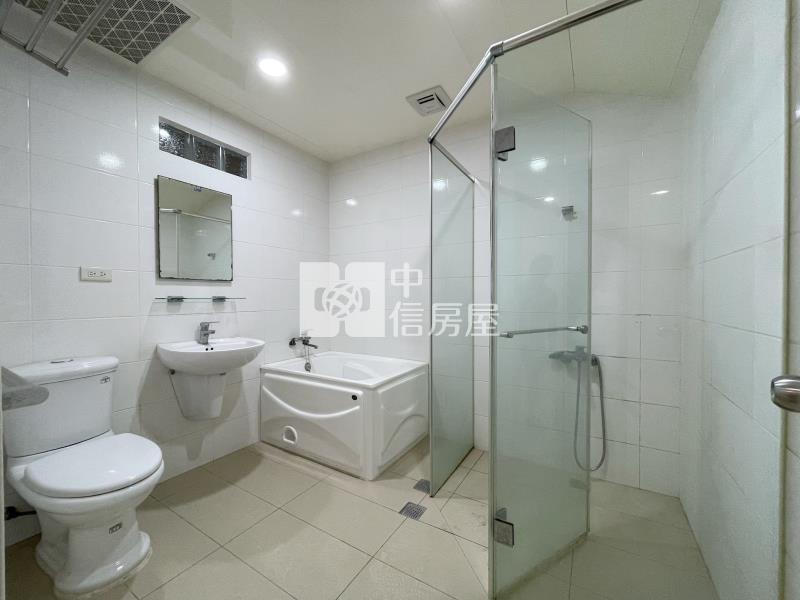 文心國小唐莊臨路大別墅房屋室內格局與周邊環境