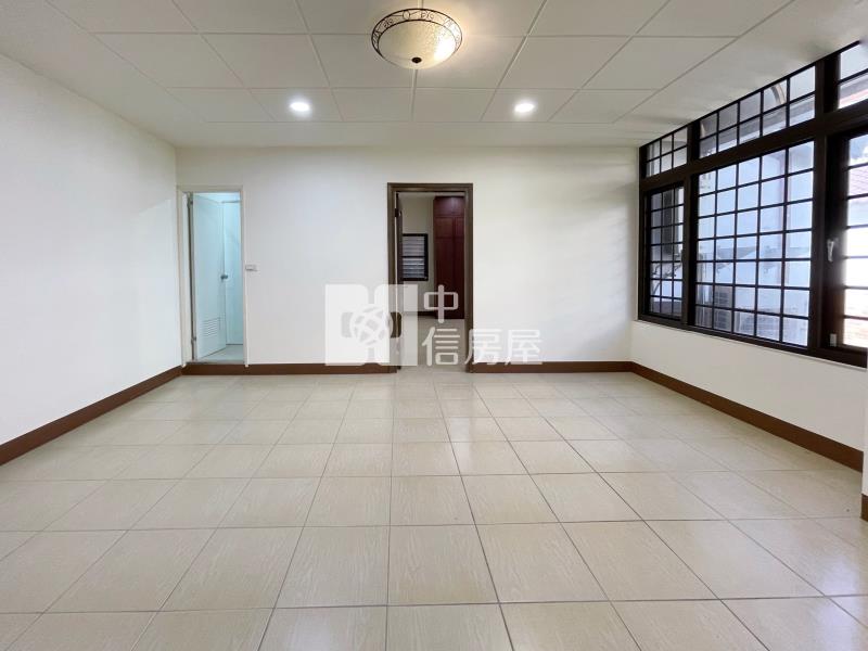 文心國小唐莊臨路大別墅房屋室內格局與周邊環境