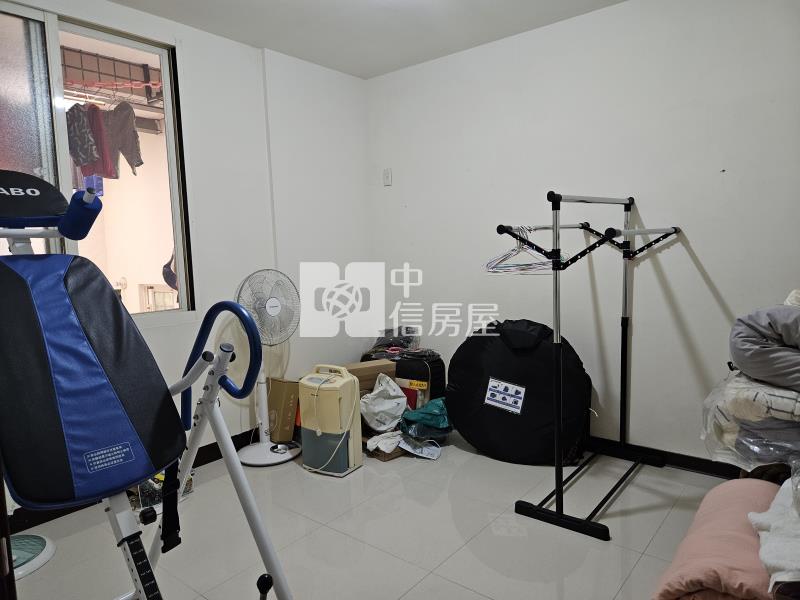 SOGO區公所1+2樓商業店住房屋室內格局與周邊環境